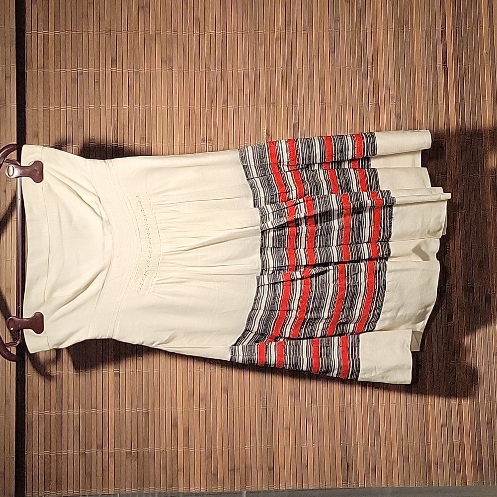 Floreat strapless, pleated linen blend dress, Size 4